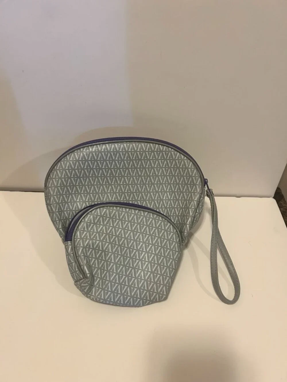 Vintage Avon Sales Meeting Star Gray Cosmetic Bag Set, toiletry bag set of 2